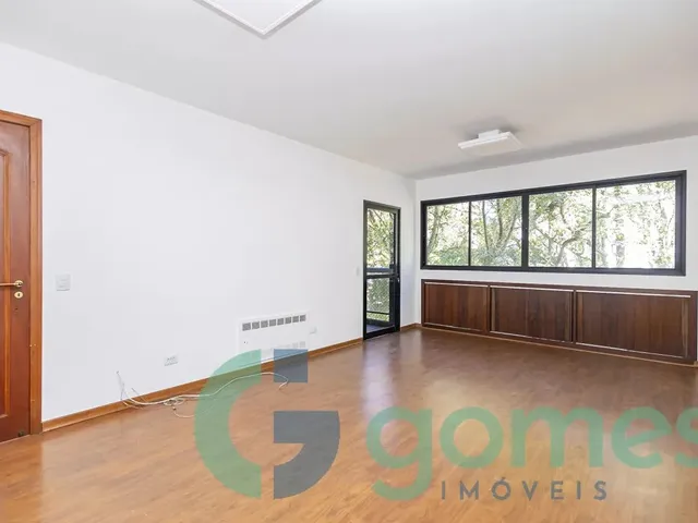 Apartamento 3 quartos e 4 banheiros, à venda, no bairro Cabral em Curitiba