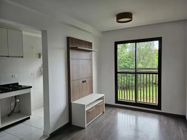 Apartamento 2 quartos e 2 banheiros, para alugar, no bairro São Braz em Curitiba