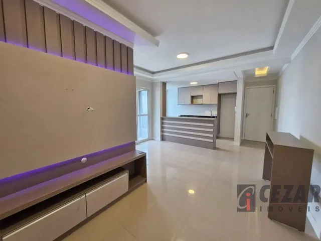 Apartamento 3 quartos e 2 banheiros, para alugar, no bairro Uberaba em Curitiba