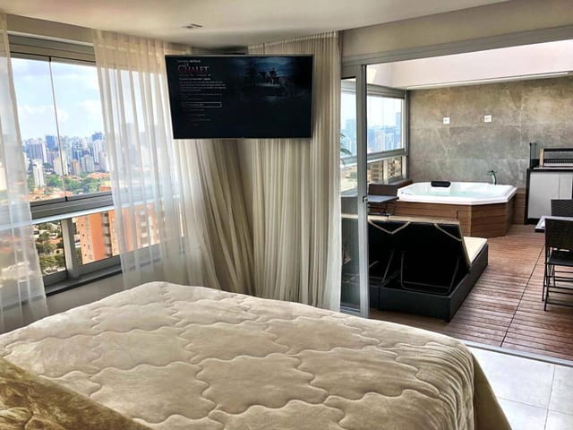 Cobertura / Penthouse com 142m² 2 quartos e 3 banheiros, à venda, no bairro Vila Olímpia em São Paulo