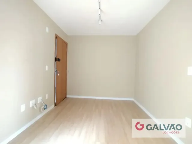 Apartamento 2 quartos e 1 banheiro, para alugar, no bairro Monza em Colombo