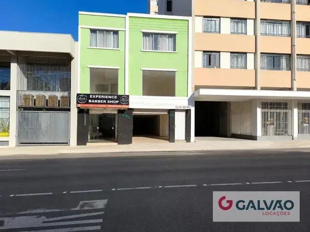 Apartamento 3 quartos e 1 banheiro, para alugar, no bairro Centro em Curitiba