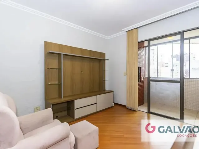Apartamento 3 quartos e 1 banheiro, para alugar, no bairro Cristo Rei em Curitiba