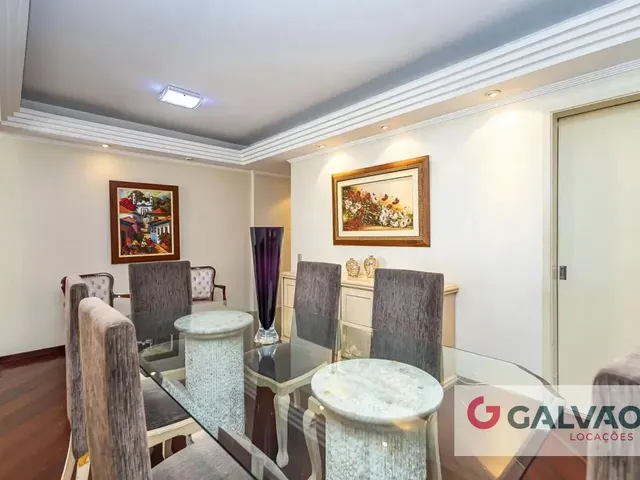 Apartamento 3 quartos e 2 banheiros, para alugar, no bairro Água Verde em Curitiba