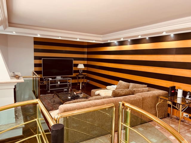 Apartamento com 260m² 2 quartos e 3 banheiros, à venda ou para alugar, no bairro Brooklin Paulista em São Paulo