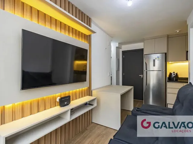 Apartamento 2 quartos e 1 banheiro, para alugar, no bairro Vila Izabel em Curitiba