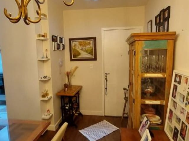Apartamento com 55m² 2 quartos e 1 banheiro, à venda, no bairro Jardim Caiapiá em Cotia