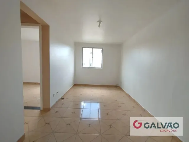 Apartamento 2 quartos e 1 banheiro, para alugar, no bairro Cachoeira em Curitiba