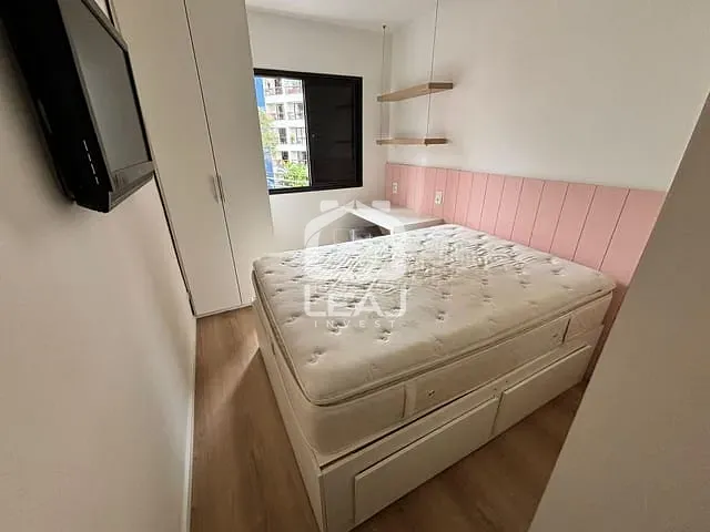 Apartamento 1 quarto e 1 banheiro, à venda, no bairro Vila Nova Conceição em São Paulo