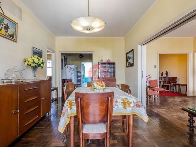 Apartamento com 280m² 4 quartos e 2 banheiros, à venda, no bairro Independência em Porto Alegre