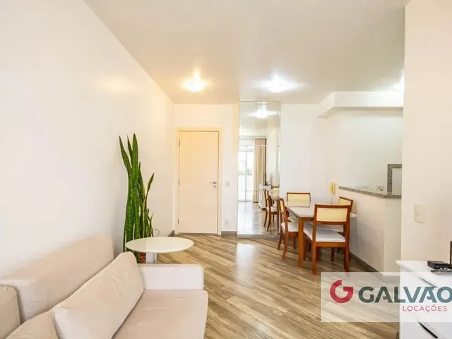 Apartamento 2 quartos e 1 banheiro, para alugar, no bairro Centro Cívico em Curitiba