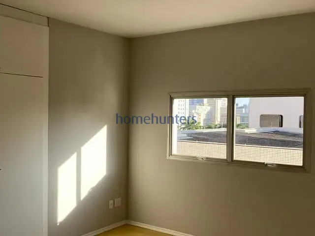Apartamento com 50m² 1 quarto e 1 banheiro, à venda, no bairro Cambuí em Campinas