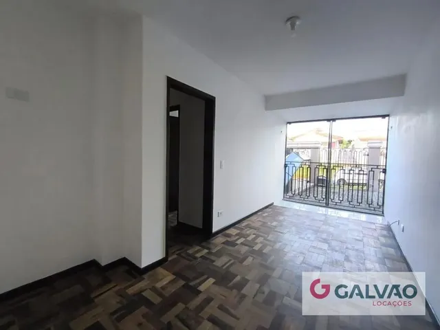 Apartamento 3 quartos e 1 banheiro, para alugar, no bairro Tarumã em Curitiba