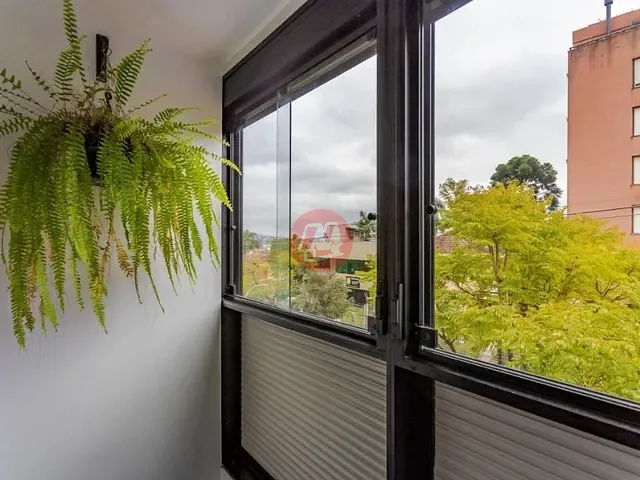 Apartamento com 266m² 3 quartos e 4 banheiros, à venda ou para alugar, no bairro Petrópolis em Porto Alegre