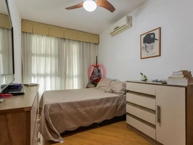 Apartamento com 266m² 3 quartos e 4 banheiros, à venda ou para alugar, no bairro Petrópolis em Porto Alegre