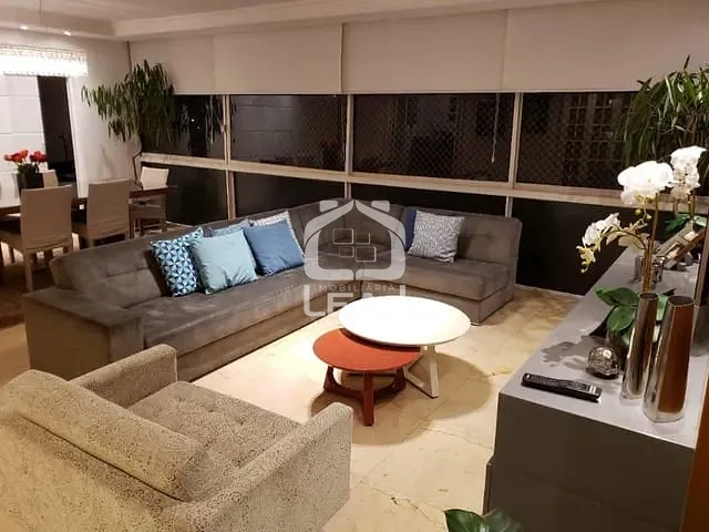 Apartamento com 180m² 3 quartos e 2 banheiros, à venda, no bairro Pinheiros em São Paulo