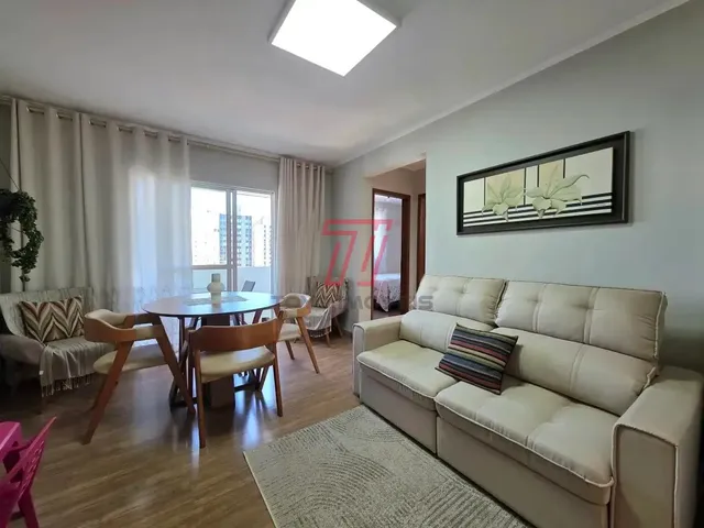 Apartamento 2 quartos e 1 banheiro, à venda, no bairro Portão em Curitiba