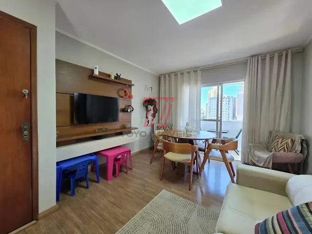 Apartamento 2 quartos e 1 banheiro, à venda, no bairro Portão em Curitiba