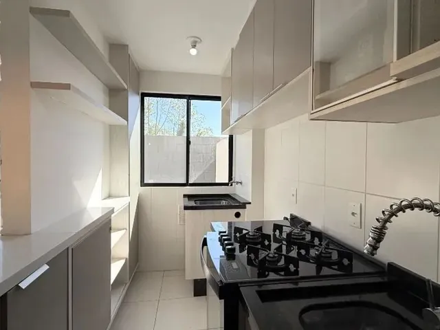Apartamento 2 quartos e 1 banheiro, para alugar, no bairro Santa Felicidade em Curitiba