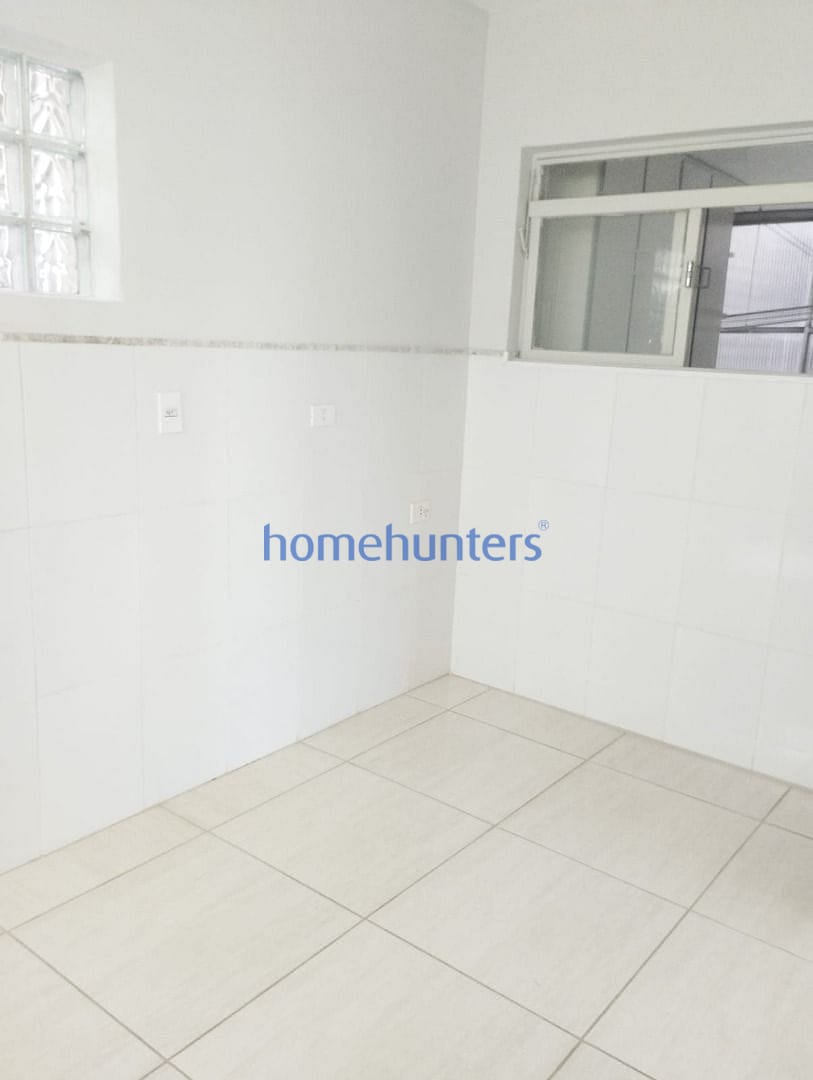 Apartamento para alugar com 2 quartos, 70m² - Foto 11