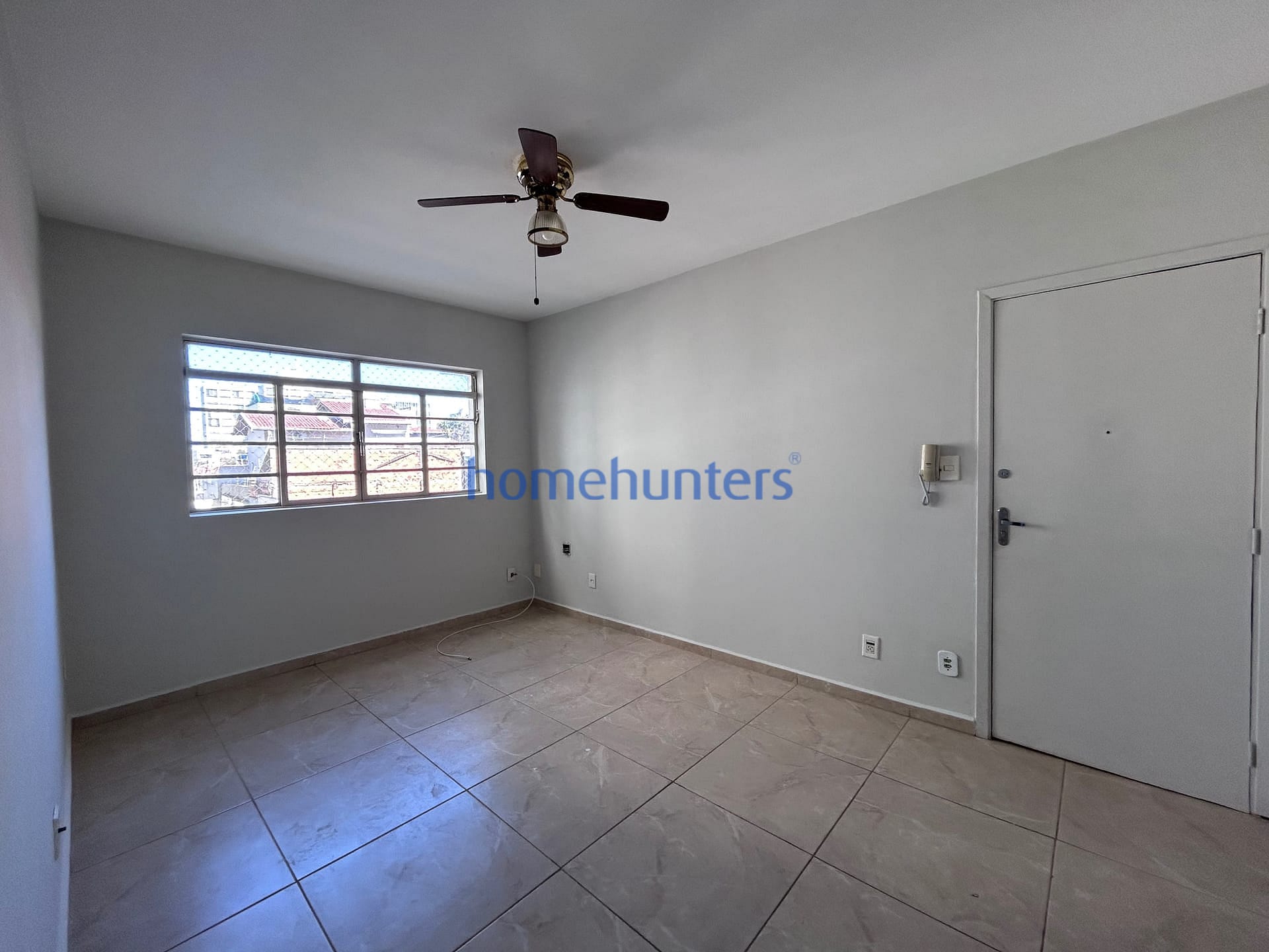 Apartamento para alugar com 2 quartos, 70m² - Foto 6