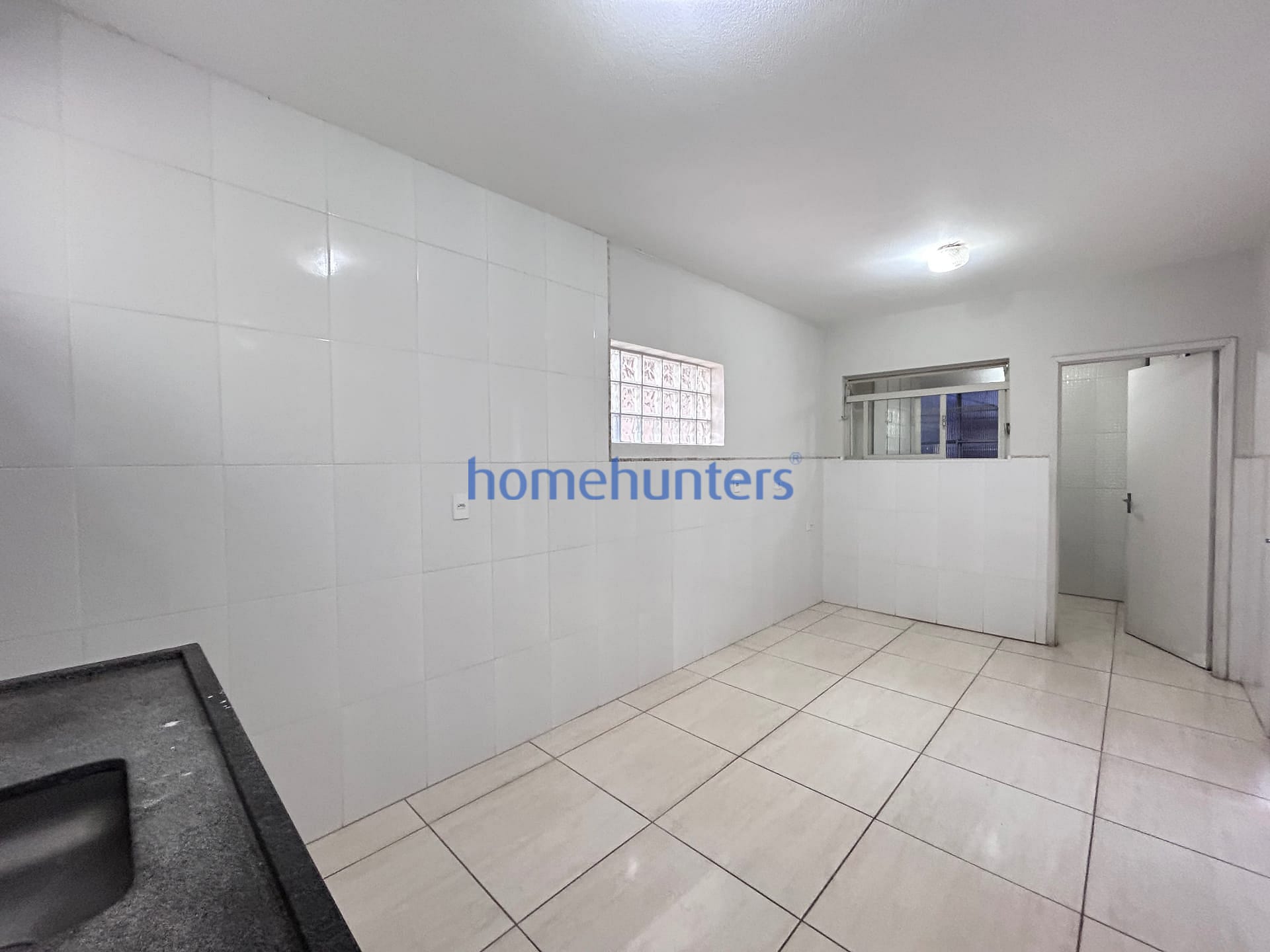 Apartamento para alugar com 2 quartos, 70m² - Foto 13