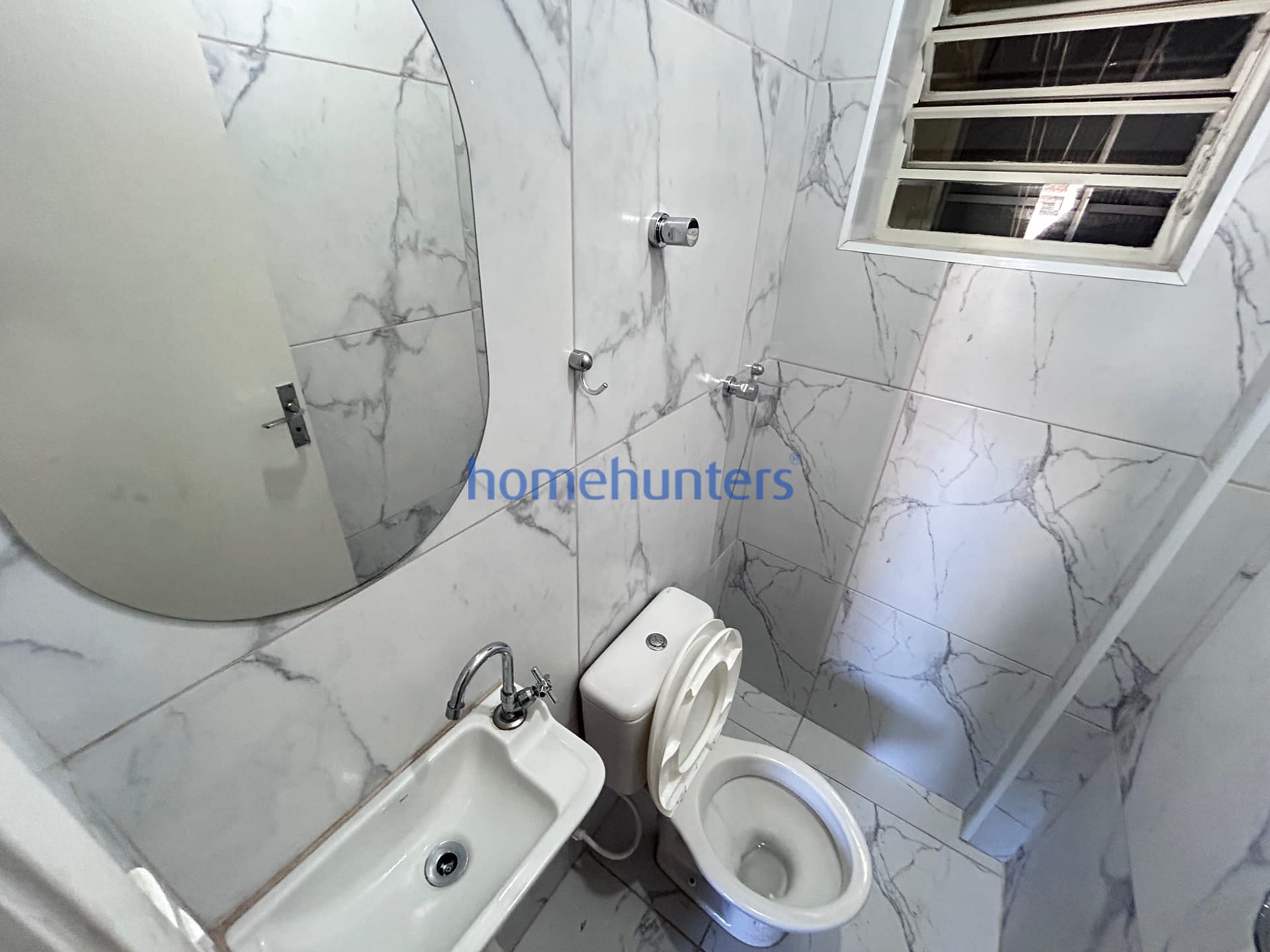 Apartamento para alugar com 2 quartos, 70m² - Foto 29
