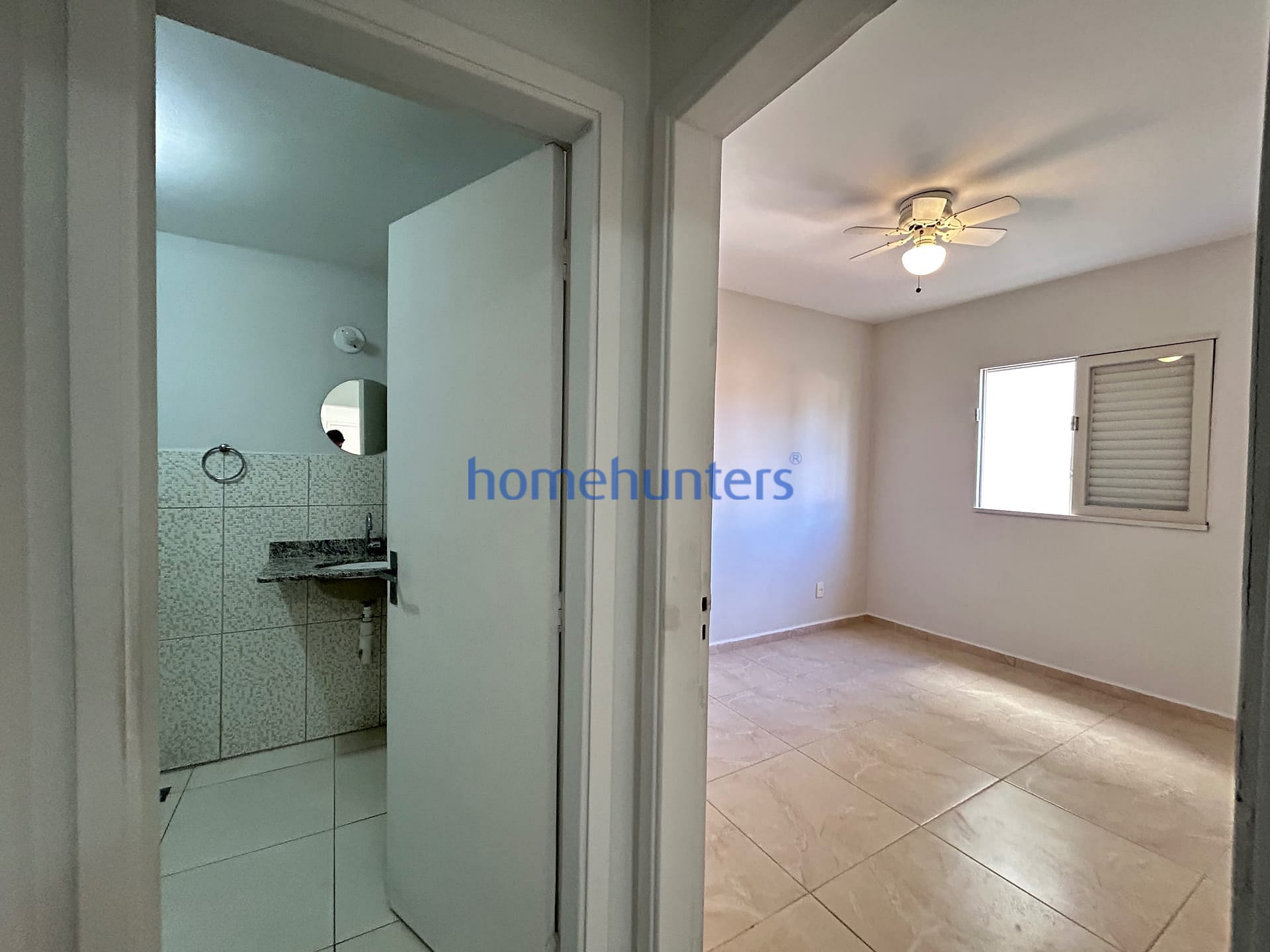 Apartamento para alugar com 2 quartos, 70m² - Foto 32