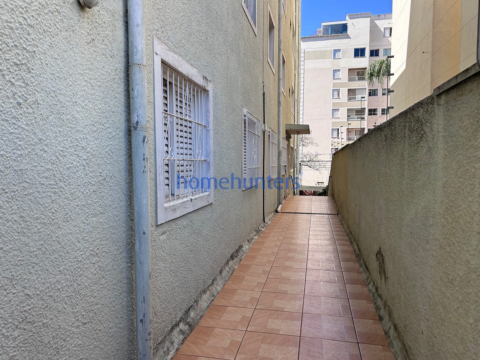 Apartamento para alugar com 2 quartos, 70m² - Foto 42