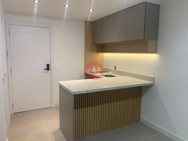 Apartamento com 39m² 1 quarto e 1 banheiro, à venda, no bairro Farroupilha em Porto Alegre