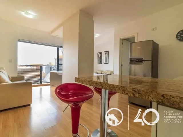 Apartamento 1 quarto e 1 banheiro, para alugar, no bairro Rebouças em Curitiba