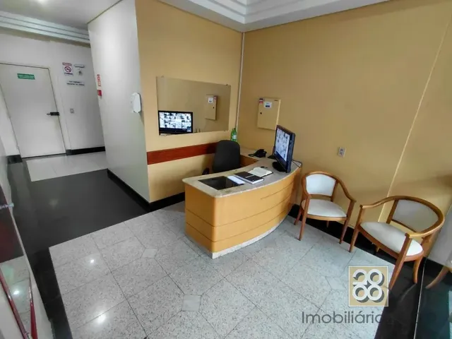 Apartamento 3 quartos e 1 banheiro, para alugar, no bairro Centro em Curitiba