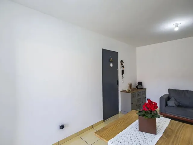 Apartamento 2 quartos e 1 banheiro, à venda, no bairro Campo Comprido em Curitiba