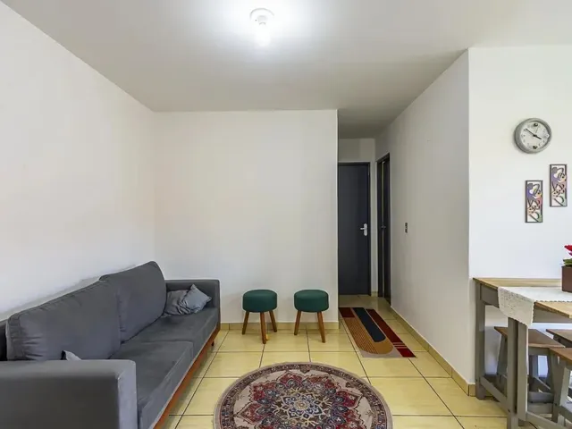 Apartamento 2 quartos e 1 banheiro, à venda, no bairro Campo Comprido em Curitiba