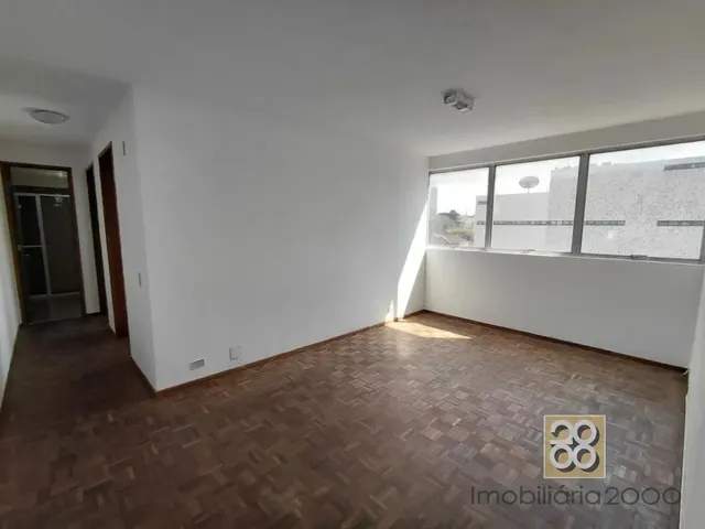 Apartamento 1 quarto e 1 banheiro, para alugar, no bairro Centro em Curitiba