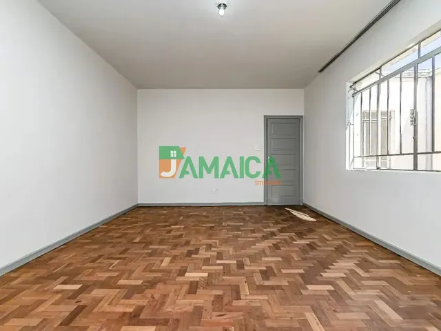 Apartamento 2 quartos e 2 banheiros, para alugar, no bairro São Francisco em Curitiba