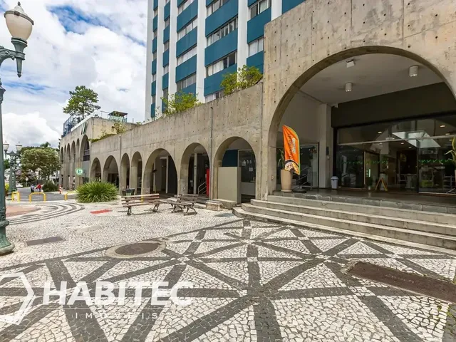 Apartamento 2 quartos e 1 banheiro, à venda, no bairro Água Verde em Curitiba
