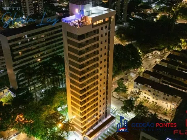 Apartamento 3 quartos e 2 banheiros, à venda, no bairro Casa Forte em Recife