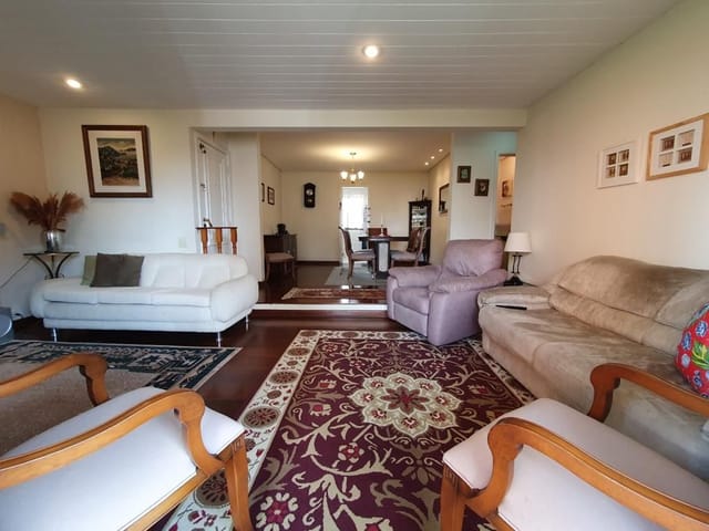 Apartamento com 220m² 3 quartos e 4 banheiros, à venda, no bairro Vila Suzana em São Paulo