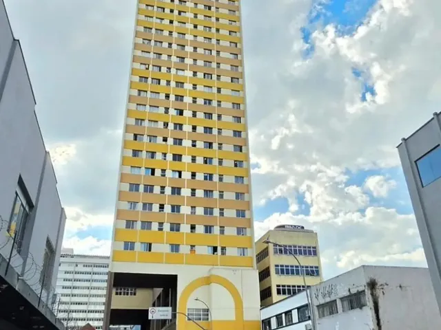 Apartamento 1 quarto e 1 banheiro, à venda, no bairro Centro em Curitiba