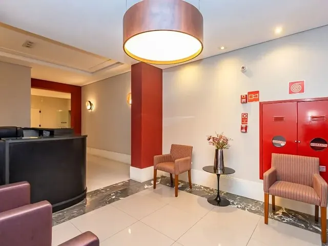 Apartamento 2 quartos e 1 banheiro, à venda, no bairro Centro em Curitiba