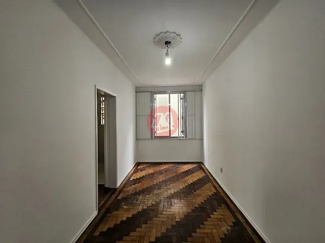 Apartamento 2 quartos e 1 banheiro, à venda, no bairro Santa Cecília em Porto Alegre