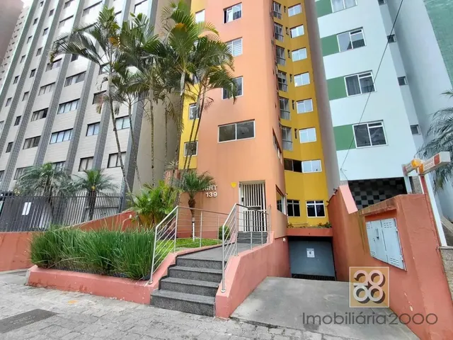 Apartamento 1 quarto e 1 banheiro, para alugar, no bairro Cristo Rei em Curitiba