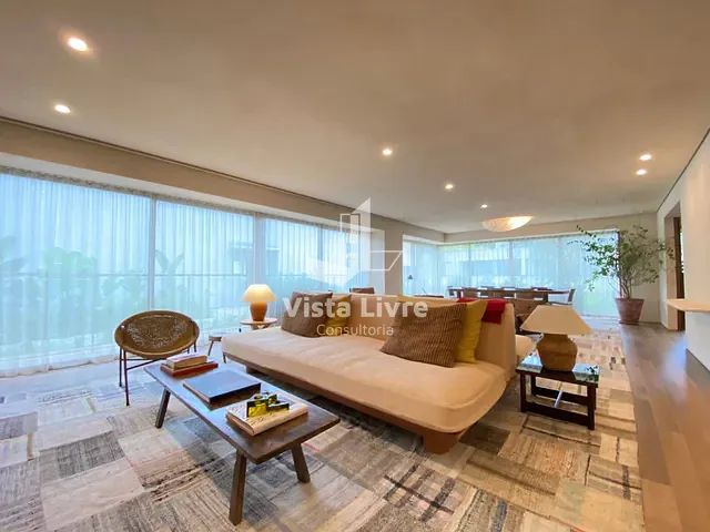 Apartamento com 250m² 2 quartos e 2 banheiros, à venda, no bairro Itaim Bibi em São Paulo