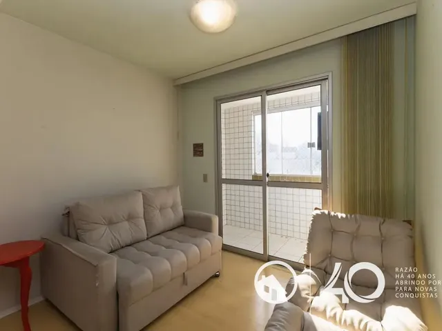 Apartamento 3 quartos e 1 banheiro, para alugar, no bairro Portão em Curitiba