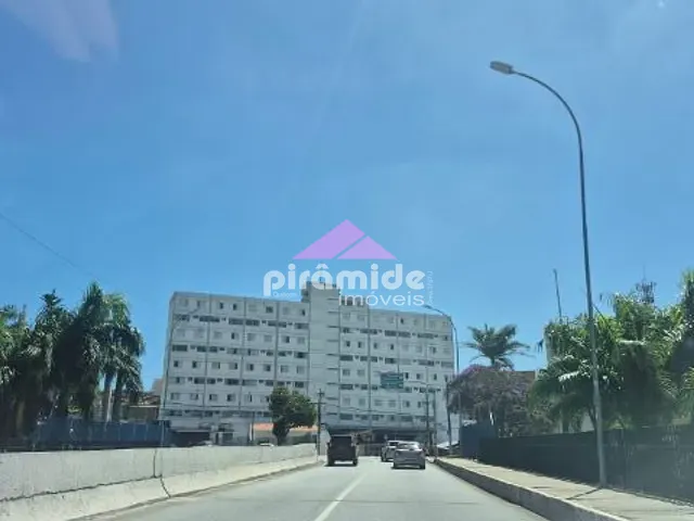 Apartamento com 120m² 3 quartos e 2 banheiros, para alugar, no bairro Centro em São José dos Campos