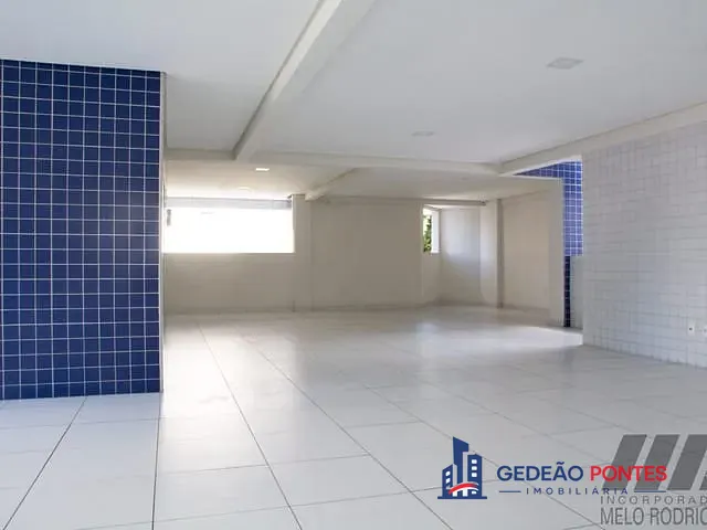 Apartamento com 143m² 4 quartos e 3 banheiros, à venda, no bairro Espinheiro em Recife
