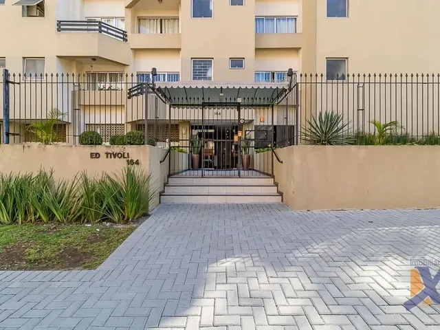 Apartamento 1 quarto e 1 banheiro, para alugar, no bairro Portão em Curitiba