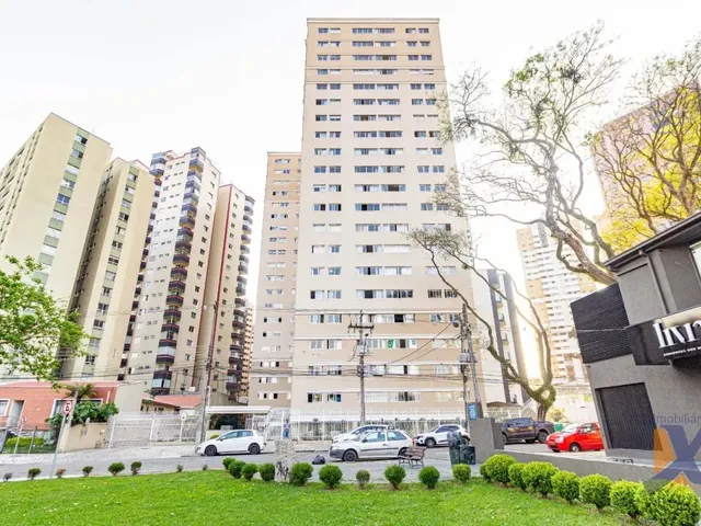 Apartamento 2 quartos e 1 banheiro, para alugar, no bairro Água Verde em Curitiba