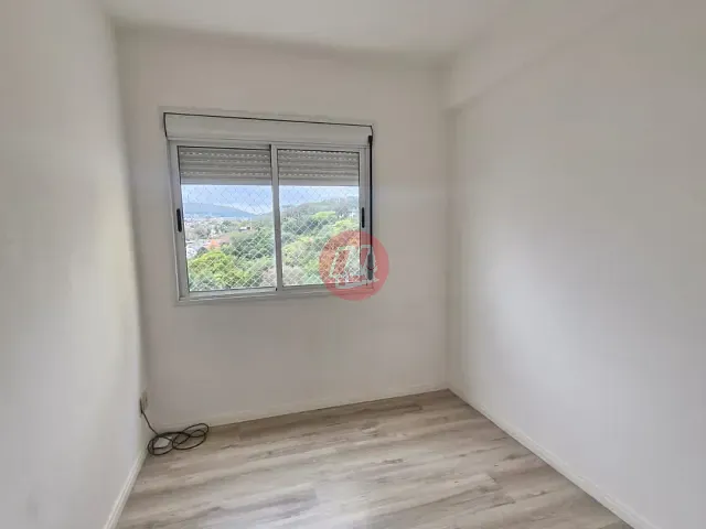 Apartamento 3 quartos e 2 banheiros, para alugar, no bairro Santo Antônio em Porto Alegre